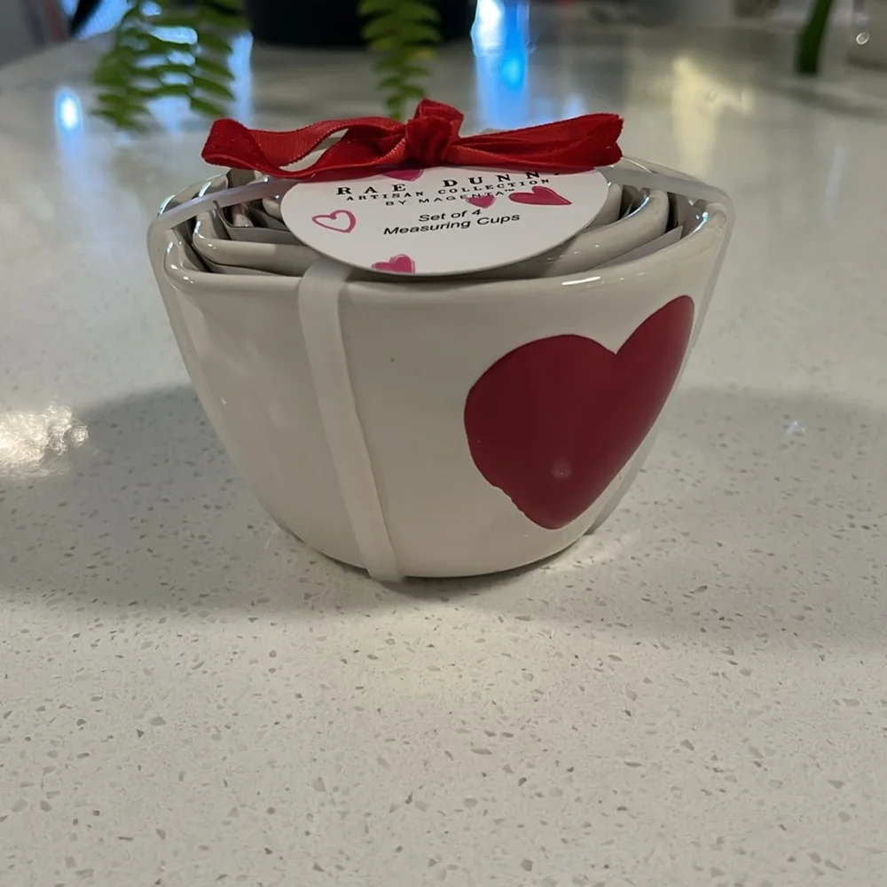 Rae Dunn Puffy Heart Measuring Cups - Cream and Red